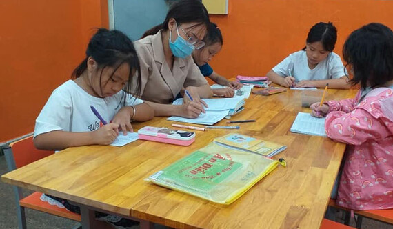 dich-vu-dua-ruoc-hoc-sinh